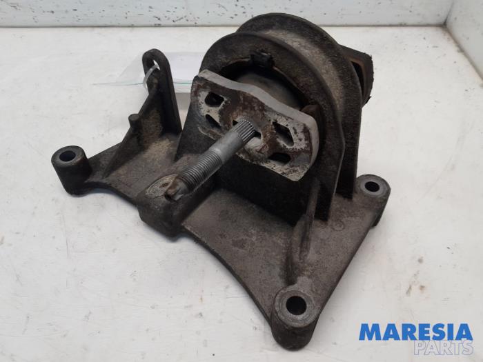 Used Engine mount Fiat Panda (312) 0.9 TwinAir Turbo 85 Price € 25,00 Margin scheme offered by Maresia Parts