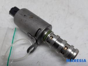 Usados Sensor de árbol de levas Peugeot 3008 I (0U/HU) 1.6 VTI 16V Precio € 29,00 Norma de margen ofrecido por Maresia Parts