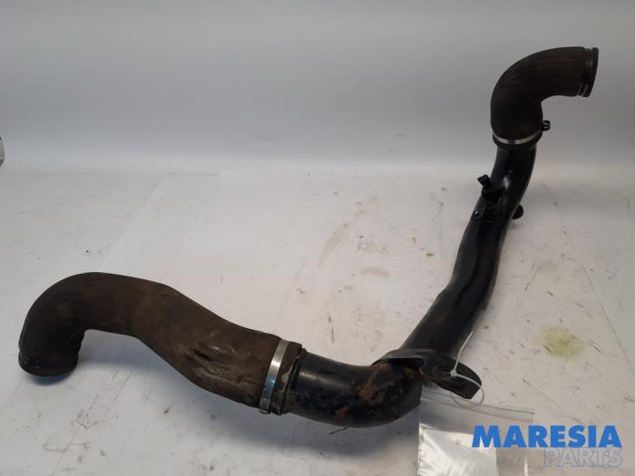 Gebrauchte Intercooler Schlauch Lancia Delta (844) 1.4 T-Jet 16V 150 Preis € 65,00 Margenregelung angeboten von Maresia Parts