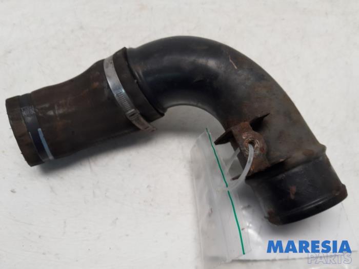 Gebrauchte Intercooler Schlauch Lancia Delta (844) 1.4 T-Jet 16V 150 Preis € 35,00 Margenregelung angeboten von Maresia Parts