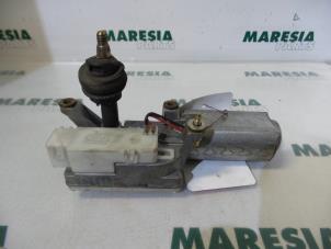 Used Rear wiper motor Alfa Romeo 146 (930B) 1.6 Twin Spark 16V Price € 25,00 Margin scheme offered by Maresia Parts