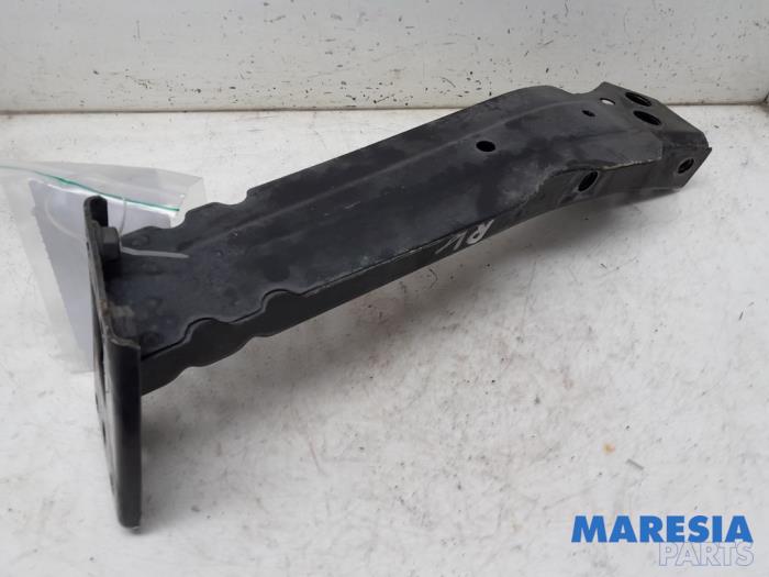 Begagnade Framdelsstöd Fiat 500 (312) 0.9 TwinAir 60 Pris € 25,00 Marginaltabell erbjuds av Maresia Parts