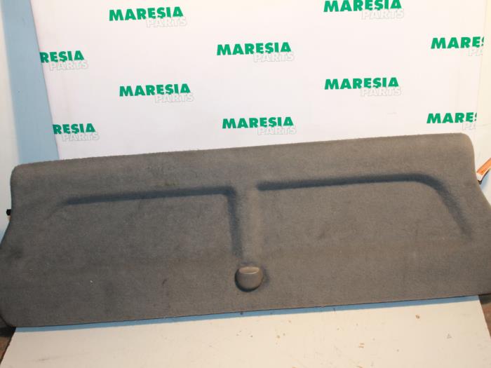 Luggage compartment cover from a Peugeot 406 Break (8E/F) 1.8 16V 2000