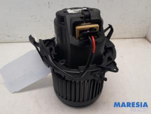Used Heating and ventilation fan motor Renault Captur (2R) 0.9 Energy TCE 12V Price € 28,99 Margin scheme offered by Maresia Parts