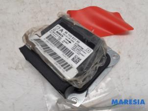 Begagnade Airbagmodul Peugeot 208 I (CA/CC/CK/CL) 1.2 Vti 12V PureTech 82 Pris € 100,00 Marginaltabell erbjuds av Maresia Parts