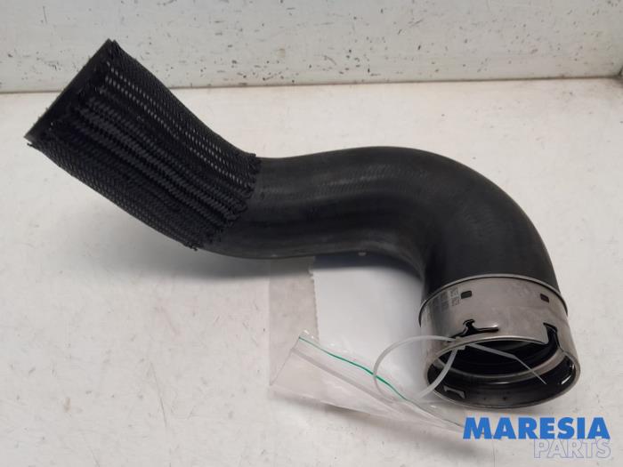 Gebrauchte Intercooler Schlauch Alfa Romeo Giulietta (940) 1.4 TB 16V MultiAir Preis € 29,99 Margenregelung angeboten von Maresia Parts