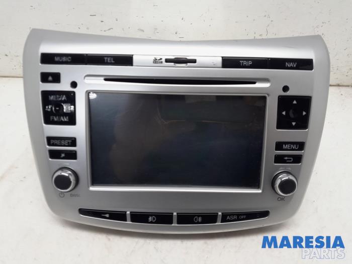 Usagé Système navigation Lancia Delta (844) 1.4 T-Jet 16V 150 Prix € 275,00 Règlement à la marge proposé par Maresia Parts
