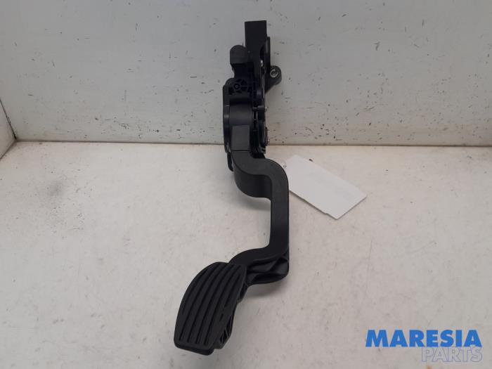 Begagnade Gaspedalsensor Lancia Delta (844) 1.4 T-Jet 16V 150 Pris € 25,00 Marginaltabell erbjuds av Maresia Parts