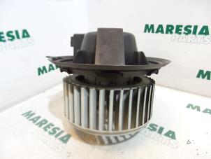 Used Heating and ventilation fan motor Alfa Romeo 145 (930A) 2.0 Twin Spark 16V QV Price € 25,00 Margin scheme offered by Maresia Parts