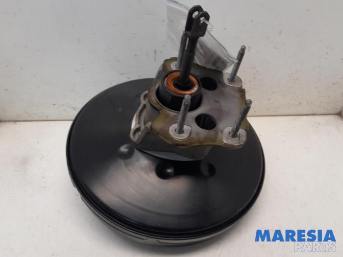 Usagé Servo frein Renault Megane III Grandtour (KZ) 1.4 16V TCe 130 Prix € 35,00 Règlement à la marge proposé par Maresia Parts
