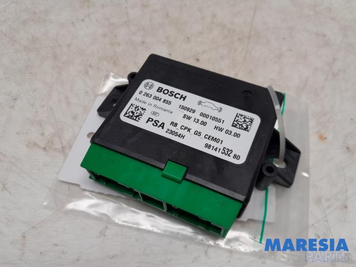 Begagnade PDC-modul Citroen C4 Cactus (0B/0P) 1.2 PureTech 82 12V Pris € 69,99 Marginaltabell erbjuds av Maresia Parts
