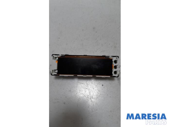 Begagnade Innerdisplay Peugeot Partner Tepee (7A/B/C/D/E/F/G/J/P/S) 1.6 VTI 120 16V Pris € 50,00 Marginaltabell erbjuds av Maresia Parts