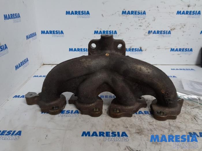 Gebrauchte Abgaskrümmer Renault Megane III Coupe (DZ) 1.4 16V TCe 130 Preis € 79,00 Margenregelung angeboten von Maresia Parts