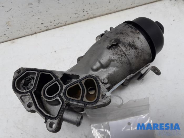 Gebrauchte Ölfiltergehäuse Citroen C4 Grand Picasso (UA) 1.6 HDiF 16V 110 Preis € 39,00 Margenregelung angeboten von Maresia Parts