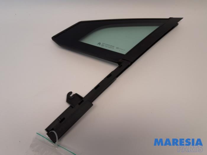 Usados Ventanilla triangular izquierda delante Citroen C5 III Berline (RD) 1.6 16V THP 155 Precio € 35,00 Norma de margen ofrecido por Maresia Parts