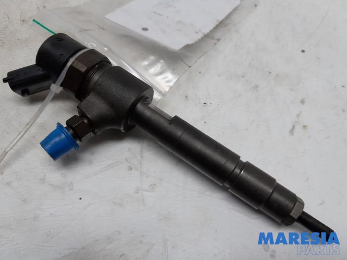 Usagé Injecteurs Alfa Romeo 147 (937) 1.9 JTD 115 Prix € 75,00 Règlement à la marge proposé par Maresia Parts