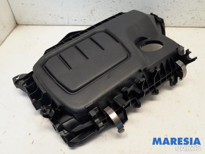 Gebrauchte Abdeckblech Motor Opel Vivaro 1.6 CDTI 95 Euro 6 Preis € 48,40 Mit Mehrwertsteuer angeboten von Maresia Parts