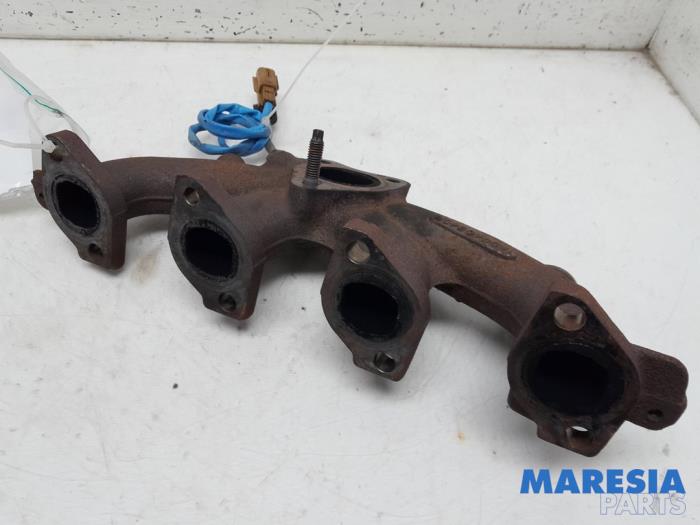 Exhaust manifold