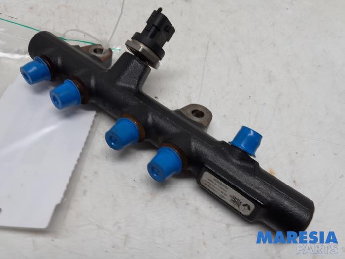 Usagé Système d'injection Renault Clio IV Estate/Grandtour (7R) 1.5 Energy dCi 90 FAP Prix € 49,95 Règlement à la marge proposé par Maresia Parts