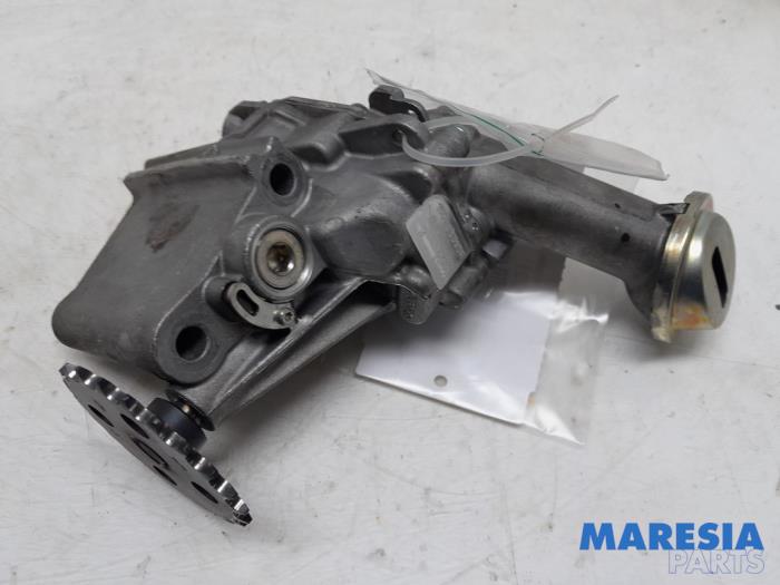 Gebrauchte Ölpumpe Renault Clio IV Estate/Grandtour (7R) 1.5 Energy dCi 90 FAP Preis € 50,00 Margenregelung angeboten von Maresia Parts
