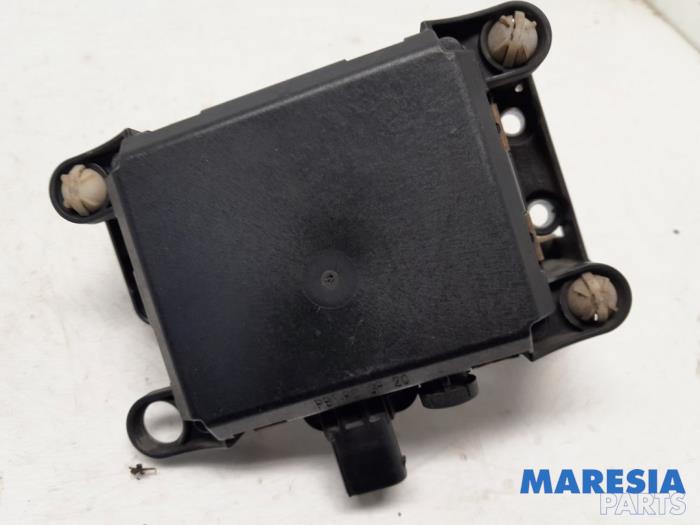 Gebrauchte ACC Sensor (Entfernung) Peugeot 3008 I (0U/HU) 1.6 16V THP 155 Preis € 100,00 Margenregelung angeboten von Maresia Parts