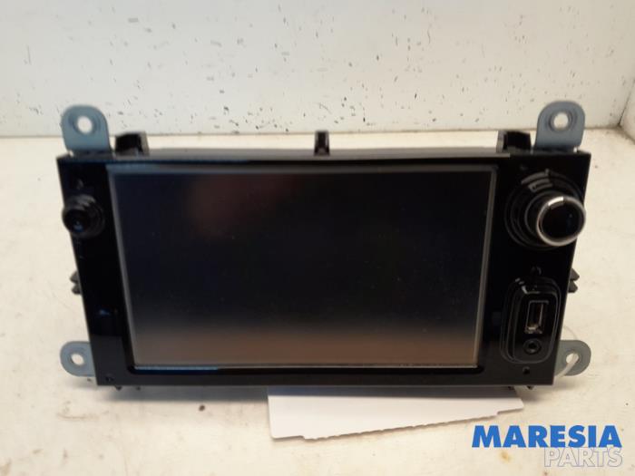 Begagnade Kontrollenhet, multimedia Renault Clio IV Estate/Grandtour (7R) 1.5 Energy dCi 90 FAP Pris € 225,00 Marginaltabell erbjuds av Maresia Parts