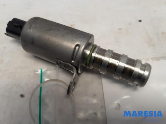 Begagnade Kamaxelsensor Peugeot 208 I (CA/CC/CK/CL) 1.2 12V e-THP PureTech 110 Pris € 29,99 Marginaltabell erbjuds av Maresia Parts