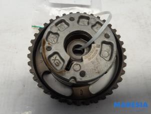 Usagé Roue d'engrenage arbre à cames Peugeot 208 I (CA/CC/CK/CL) 1.2 12V e-THP PureTech 110 Prix € 35,00 Règlement à la marge proposé par Maresia Parts