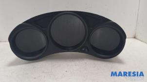 Begagnade Instrumentpanel Citroen C4 Berline (NC) 1.4 16V VTi Pris € 150,00 Marginaltabell erbjuds av Maresia Parts