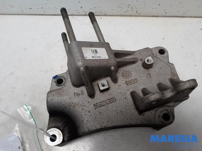 Used Engine mount Fiat Doblo Cargo (263) 1.3 MJ 16V DPF Euro 5 Price € 42,35 Inclusive VAT offered by Maresia Parts