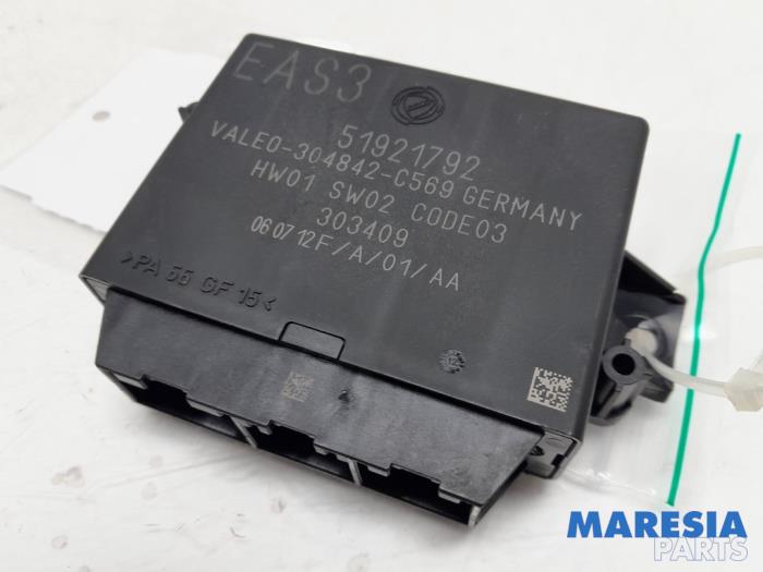 Begagnade PDC-modul Fiat 500C (312) 0.9 TwinAir 85 Pris € 50,00 Marginaltabell erbjuds av Maresia Parts