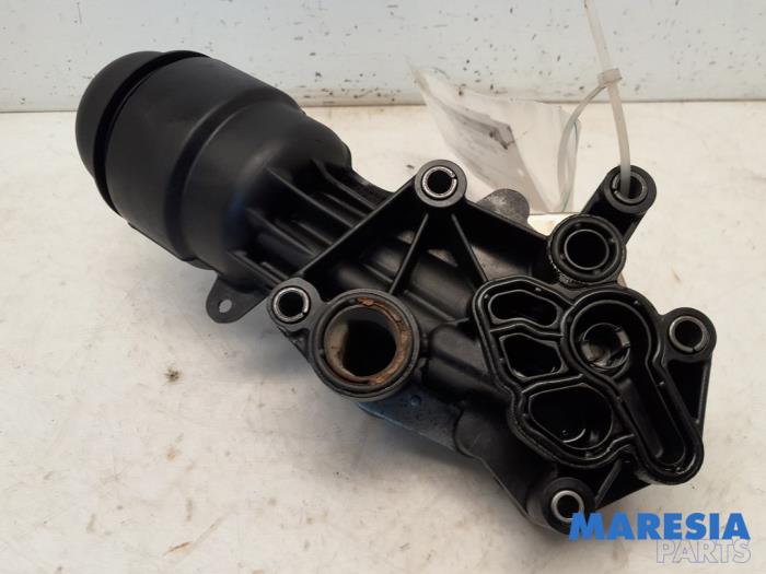Gebrauchte Ölfiltergehäuse Fiat 500 (312) 0.9 TwinAir 60 Preis € 109,99 Margenregelung angeboten von Maresia Parts