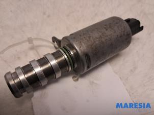 Used Camshaft sensor Citroen C4 Cactus (0B/0P) 1.2 PureTech 110 12V Price € 29,99 Margin scheme offered by Maresia Parts
