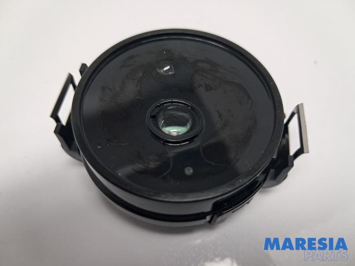 Begagnade Regnsensor Renault Zoé (AG) 53kW Pris € 15,00 Marginaltabell erbjuds av Maresia Parts