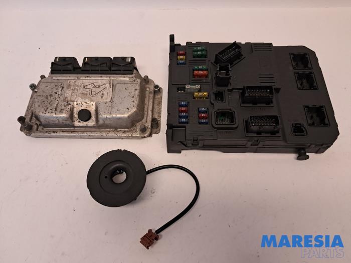 Used Engine management computer Peugeot 206 SW (2E/K) 1.6 16V Price € 200,00 Margin scheme offered by Maresia Parts
