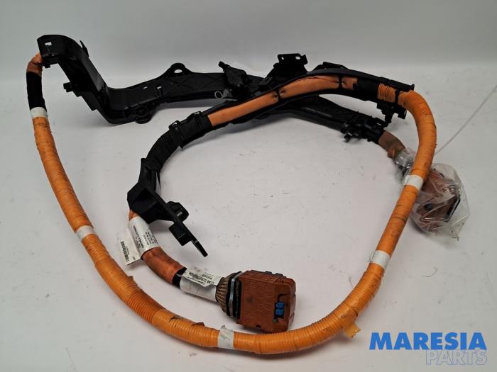 Begagnade Kablage Renault Arkana (RJLL) 1.6 E-Tech 145 16V Pris € 200,00 Marginaltabell erbjuds av Maresia Parts