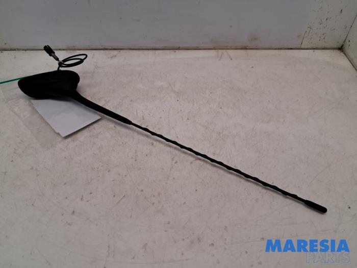 Używane Antena Citroen C3 (SC) 1.6 HDi 92 Cena € 14,99 Procedura marży oferowane przez Maresia Parts