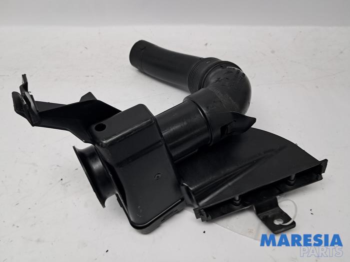 Begagnade Lufttratt Citroen C3 (SC) 1.6 HDi 92 Pris € 30,00 Marginaltabell erbjuds av Maresia Parts