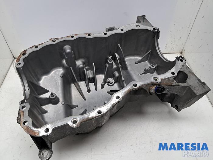 Gebrauchte Ölwanne Renault Clio IV Estate/Grandtour (7R) 1.5 Energy dCi 90 FAP Preis € 39,99 Margenregelung angeboten von Maresia Parts
