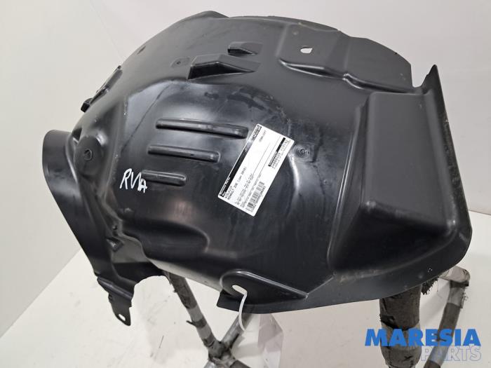 Używane Nadkole Renault Zoé (AG) R90 Cena € 20,00 Procedura marży oferowane przez Maresia Parts