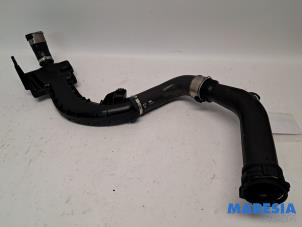 Used Intercooler hose Renault Scénic III (JZ) 1.4 16V TCe 130 Price € 79,99 Margin scheme offered by Maresia Parts