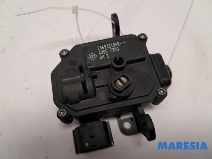 Electric car charge socket