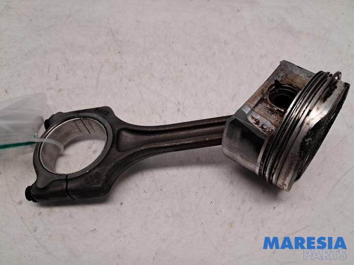 Usagé Bielle Peugeot 5008 I (0A/0E) 1.6 VTI 16V Prix € 49,00 Règlement à la marge proposé par Maresia Parts
