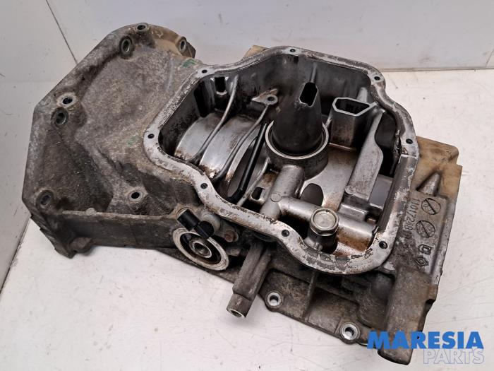 Gebrauchte Ölwanne Renault Megane III Coupe (DZ) 1.4 16V TCe 130 Preis € 110,00 Margenregelung angeboten von Maresia Parts
