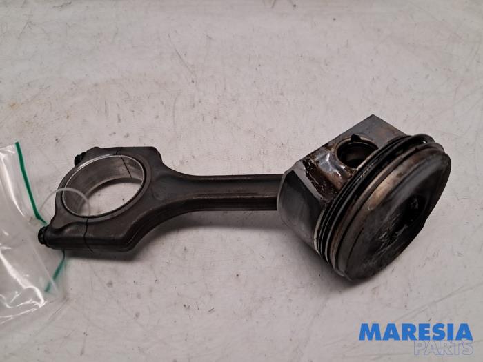 Usagé Bielle Citroen C5 III Berline (RD) 1.6 16V THP 155 Prix € 34,99 Règlement à la marge proposé par Maresia Parts