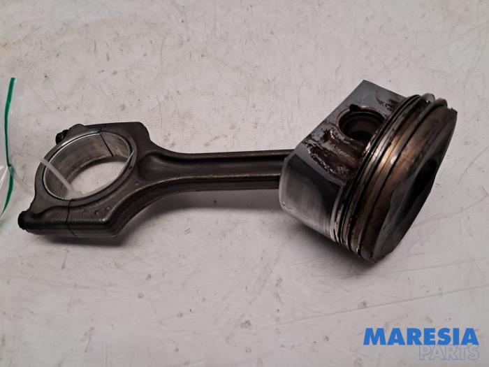 Begagnade Vevstake Citroen C5 III Berline (RD) 1.6 16V THP 155 Pris € 34,99 Marginaltabell erbjuds av Maresia Parts