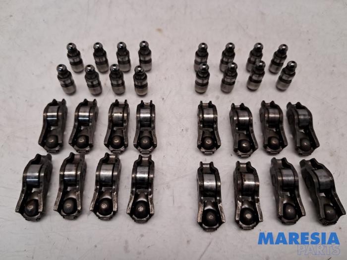 Usagé Culbuteur Citroen C5 III Berline (RD) 1.6 16V THP 155 Prix € 40,00 Règlement à la marge proposé par Maresia Parts