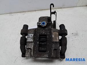 Gebrauchte Bremszange rechts hinten Peugeot 308 SW (L4/L9/LC/LJ/LR) 1.2 12V e-THP PureTech 110 Preis € 39,00 Margenregelung angeboten von Maresia Parts
