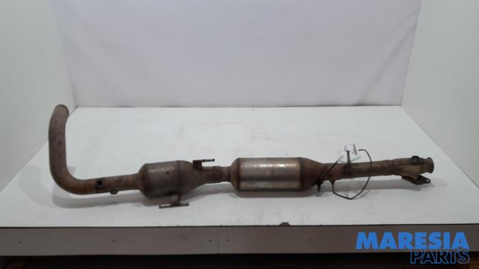Begagnade Partikelfilter Renault Master III (EV/HV/UV/VA/VB/VD/VF/VG/VJ) 2.3 dCi 145 16V FWD Pris € 1.210,00 Inklusive moms erbjuds av Maresia Parts