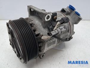 Used Air conditioning pump Renault Captur (2R) 0.9 Energy TCE 12V Price € 100,00 Margin scheme offered by Maresia Parts